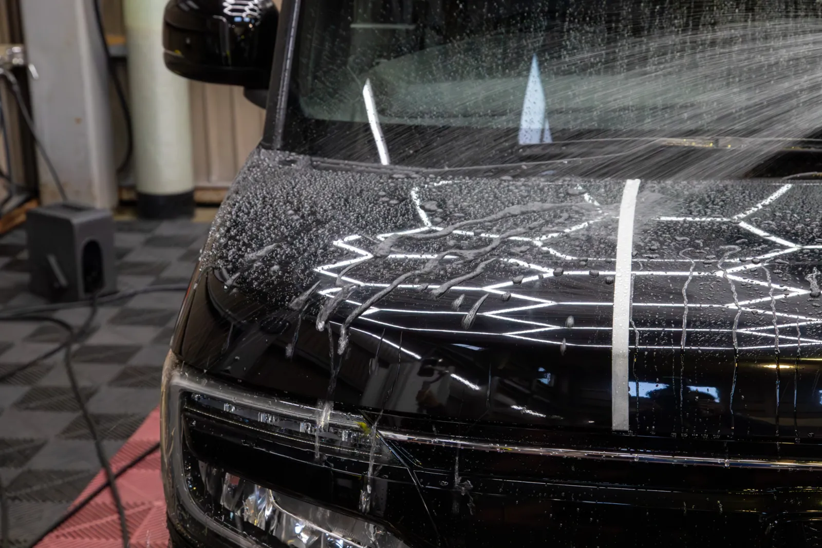 冬はクルマが汚れやすい⁉「ジオセラミック」シリーズで効果的に汚れを