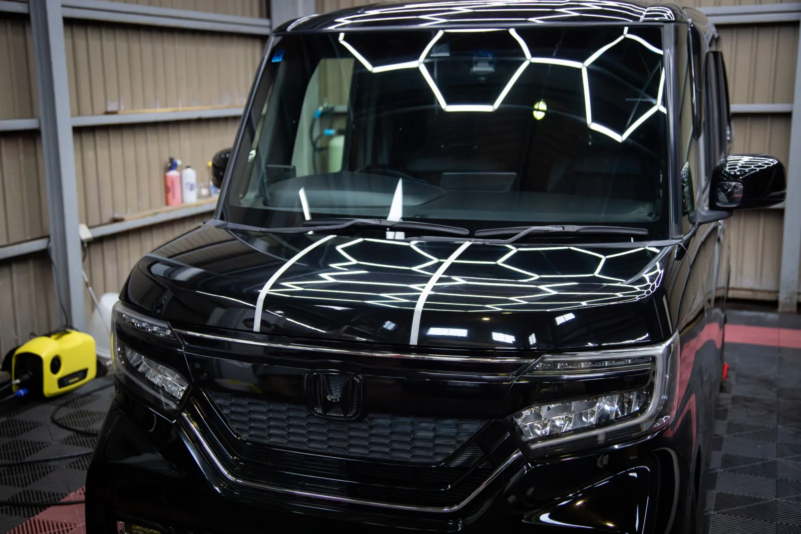 冬はクルマが汚れやすい⁉「ジオセラミック」シリーズで効果的に汚れを