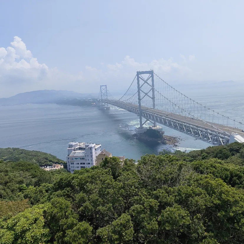 鳴門大橋
