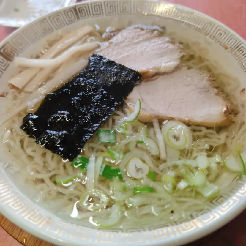 根室 ホームランやき板橋の塩ラーメン
