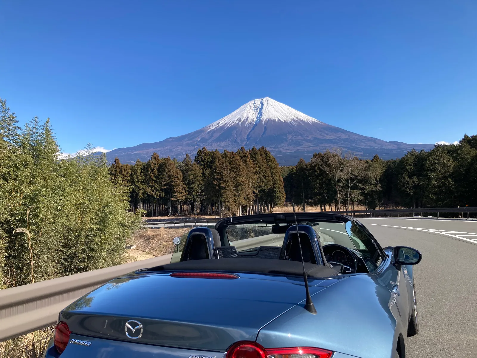 途中、まかいの牧場付近で富士山の様子を見て、神々しい姿に神が宿ると信じてしまいます。何か大きな意志を感じます。
 NDにも意志を感じます。