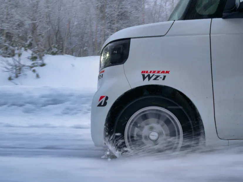 新境地を切り開く、究極のアイスコントロール性能【用品年鑑2026・オブザイヤー受賞作】BLIZZAK WZ-1
