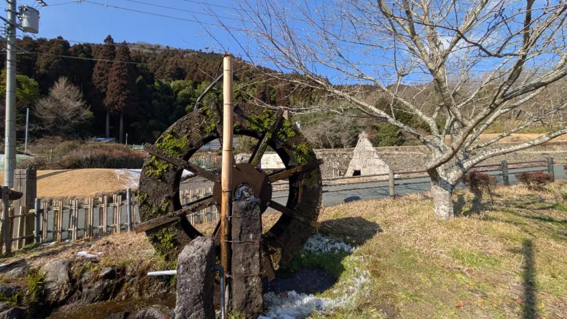國造神社の通り道