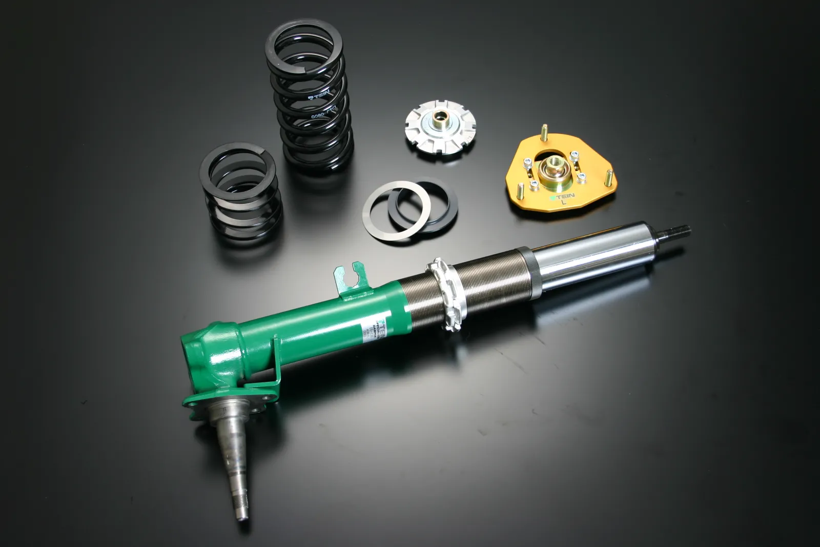 2月21～22日にパシフィコ横浜で開催される
『第17回ノスタルジック2デイズ』
に出展します㊗️

テインブースは自社製スピンドルを使用した
スペシャライズド・ダンパー装着のAE86を展示します🚗