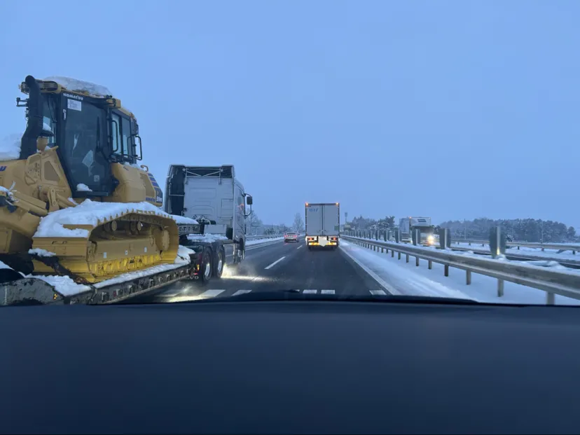 大寒波の名神高速