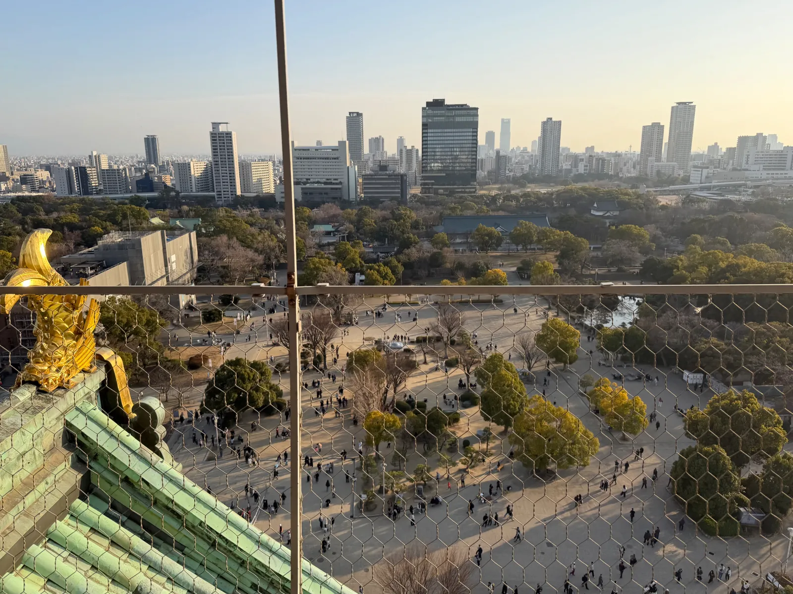 エレベーターと階段で8階の展望台へ❤️


天守閣の展示がかなり見応えがあっておもしろかったです。
今年の大河を観終わったらまた来ようと思います！