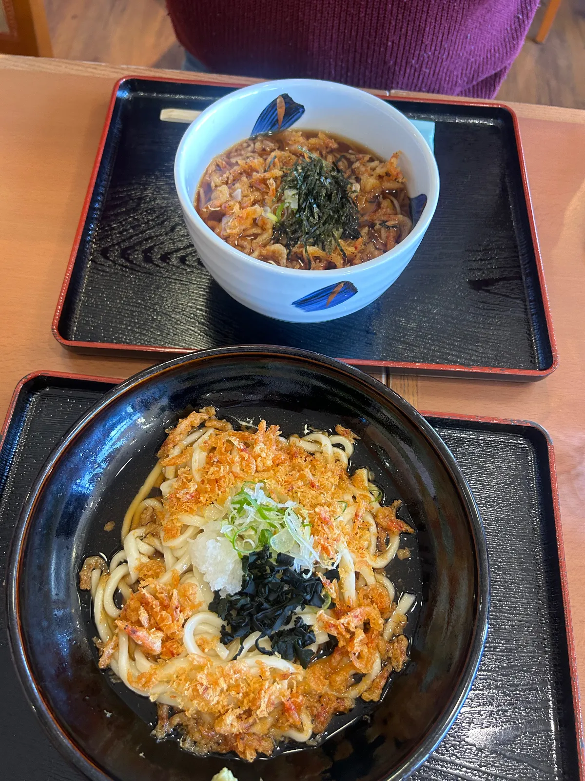 駿河そばと駿河うどん
桜エビのうどんとそば