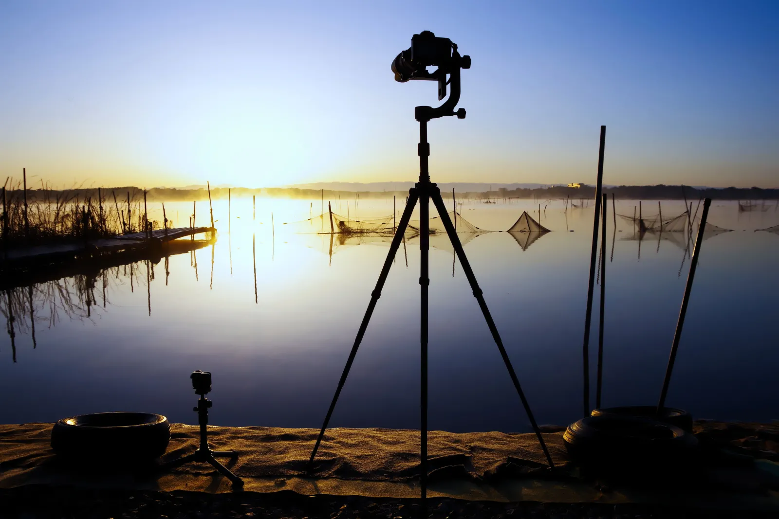 いつもは普通に三脚で撮ってますが、ジンバルヘッドを付けて撮ってみました
しっかりバランスを取るとめちゃくちゃ使いやすいです