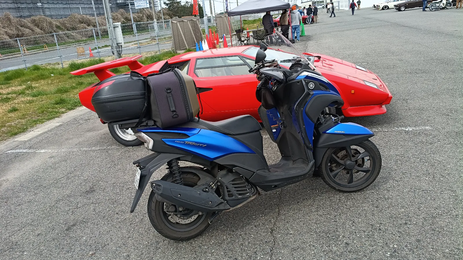 恒例の堺浜ゆるグダオフ会にてクルマ見物
https://mobila-carlife.jp/sns/post/c696aa6897ed4793a934c148cd5359e4/
https://mixi.social/@MaCH_3/posts/d4b6dde0-3501-4942-8aa5-1924f5672581