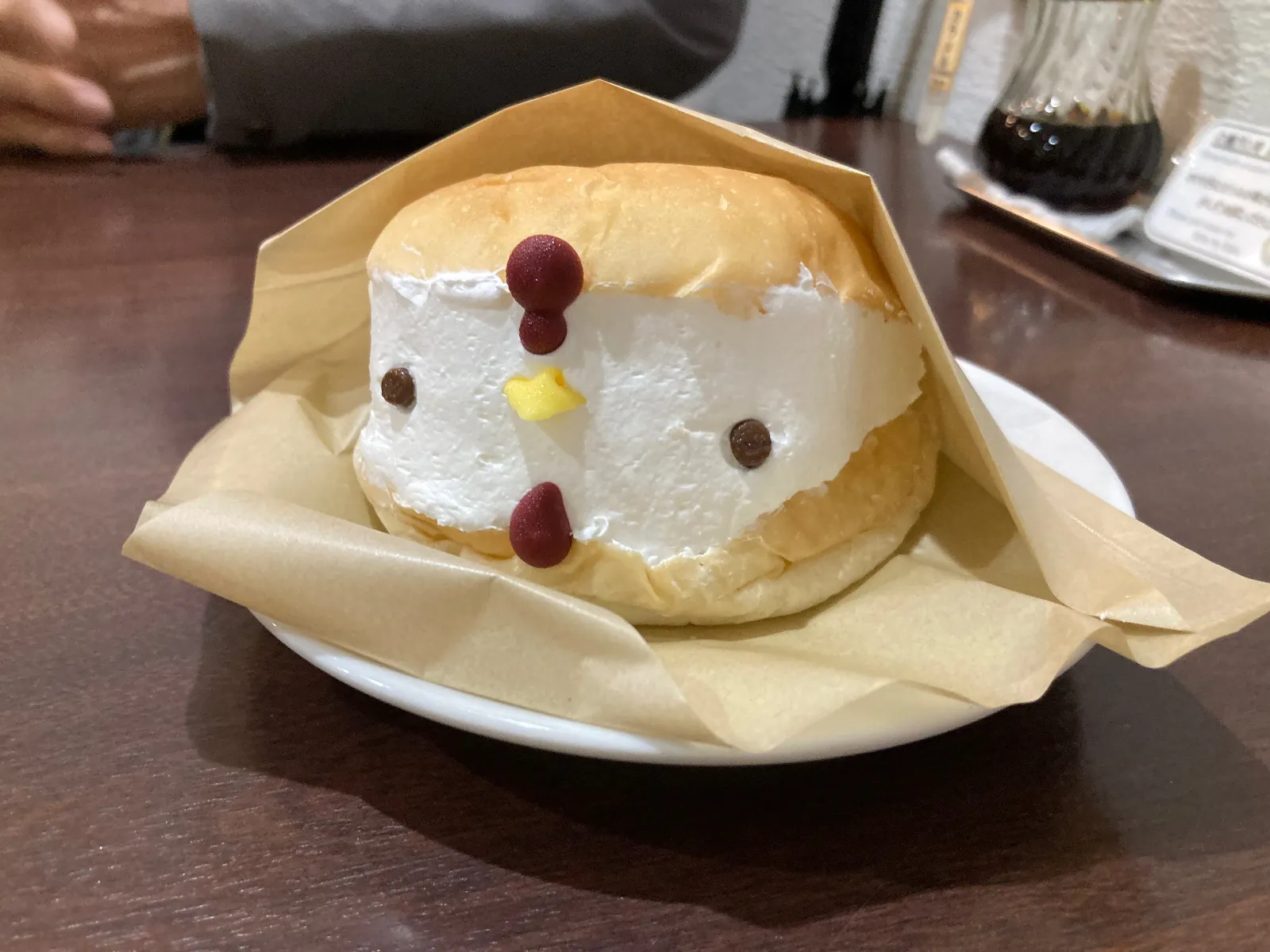 帰りに修善寺のプリン屋さんで、マリトッコをイートインして終了しました。
やはり、泊まりで来たかってですね。

今日はここまで。
ではまた。