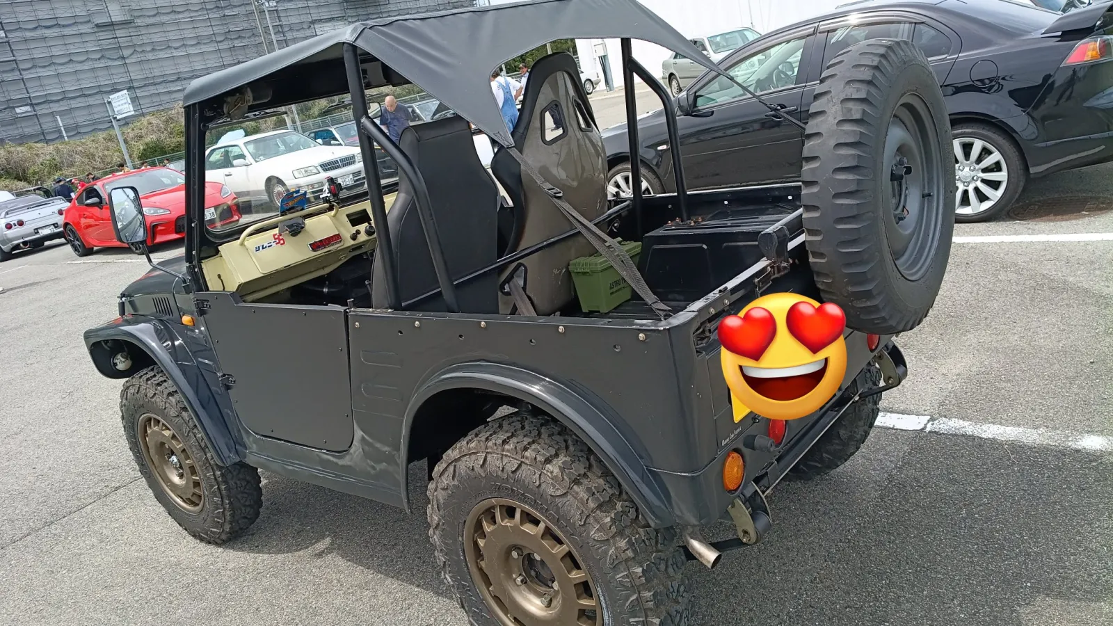 恒例の堺浜ゆるグダオフ会開催
今回は2ストジムニーに食いついてました…
https://mixi.social/@MaCH_3/posts/9526276d-5c09-4894-affe-c5873168bf46
https://mobila-carlife.jp/sns/post/05eeab789349434a8569b49416b73db8/