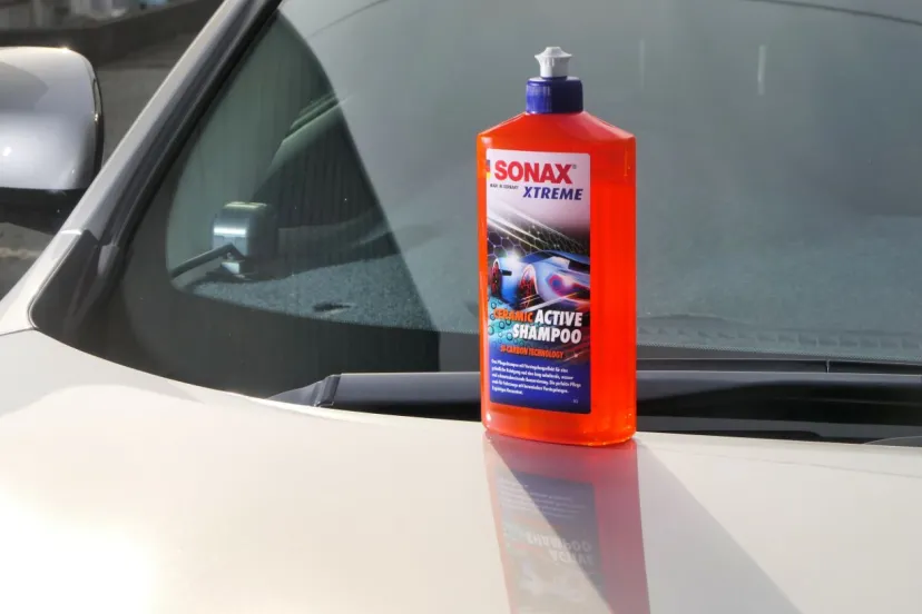 シャンプーだけで超撥水と美しいツヤを実現!?【洗車タイムス・ケミカル＆ツールTEST】SONAX・エクストリーム セラミックアクティブシャンプー