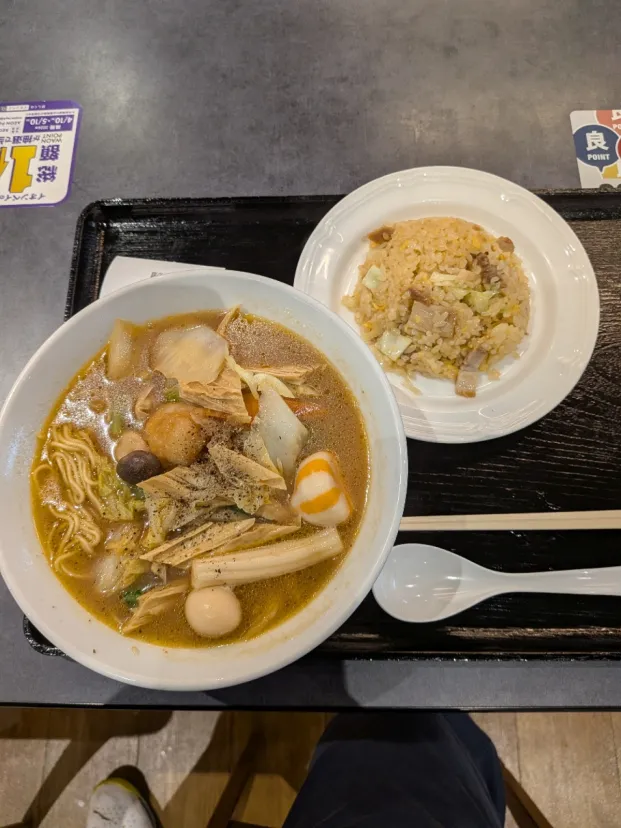 麻辣湯🍜＋炒飯