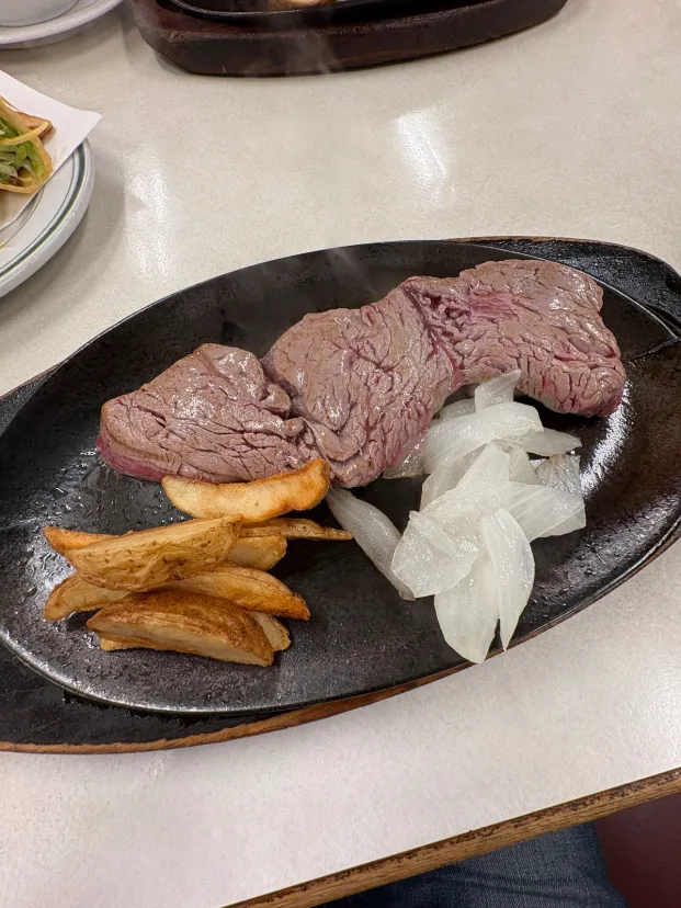 ジャッキーステーキハウスのテンダーローインステーキ🥩