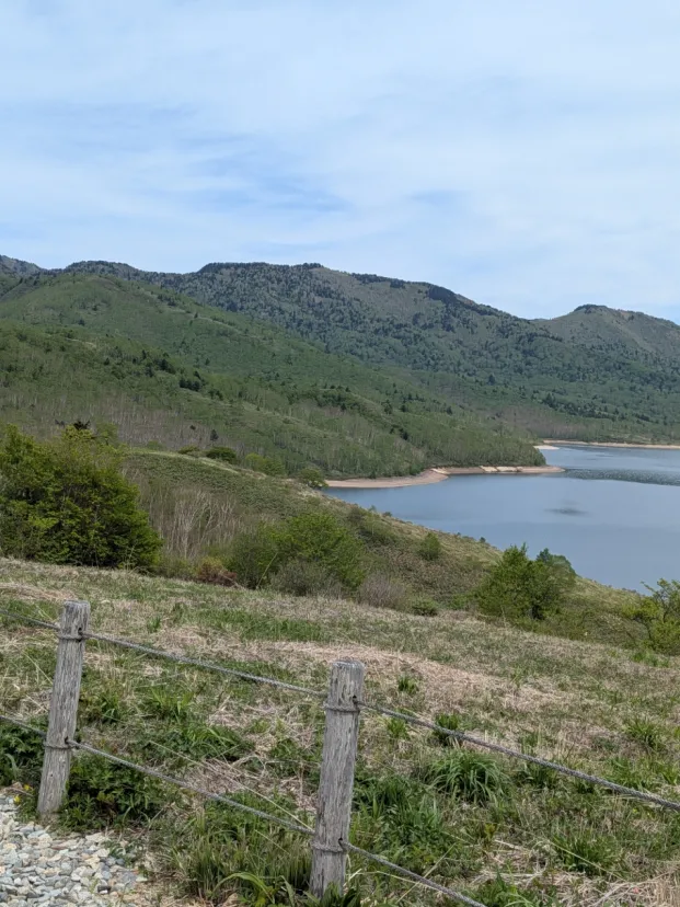 野反湖の八間山に