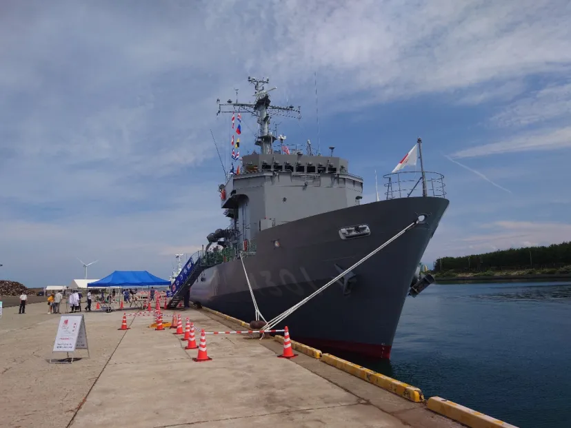 能代港　護衛艦・巡視艇一般公開
