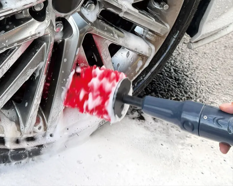 厄介な「足回り洗車」をこれ一本で攻略！星光産業の新ブランド『MR.WashBOSS』が提案する、新時代の電動時短洗車アプローチ