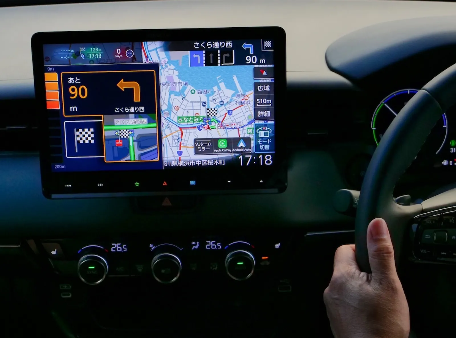カーナビの未来が変わる？Apple CarPlayとAndroid Autoの劇的進化と車