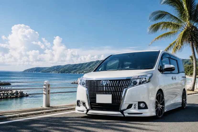 碧い海と、白い愛車。