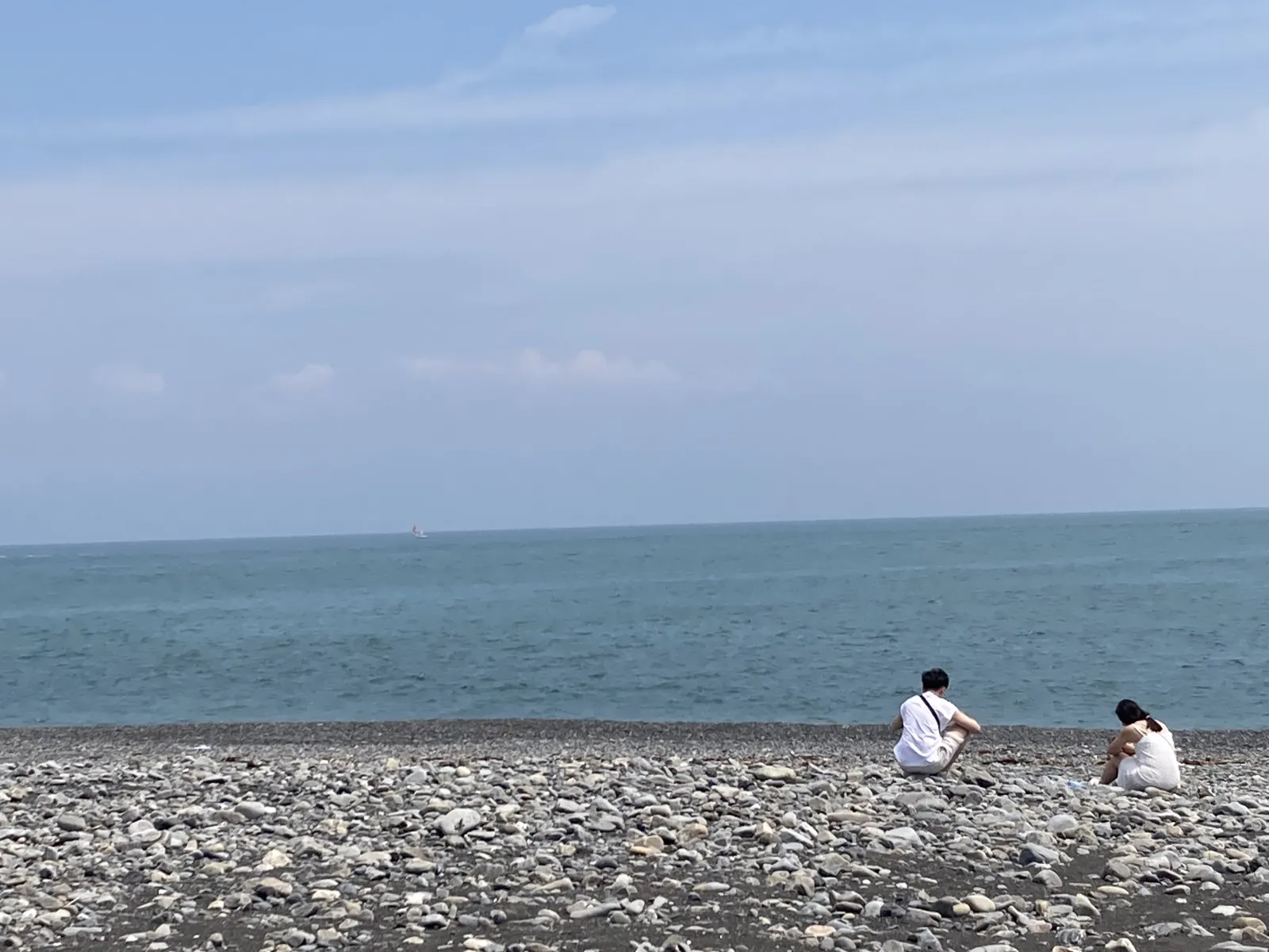 海は恋人たちの集いの場。いいね👍