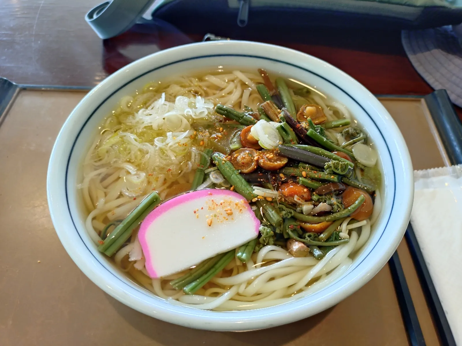 田沢湖のドライブインにて
うどん？冷麦？