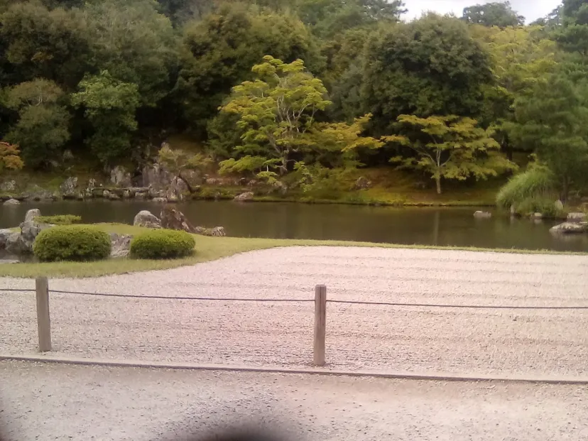 寺院の庭園