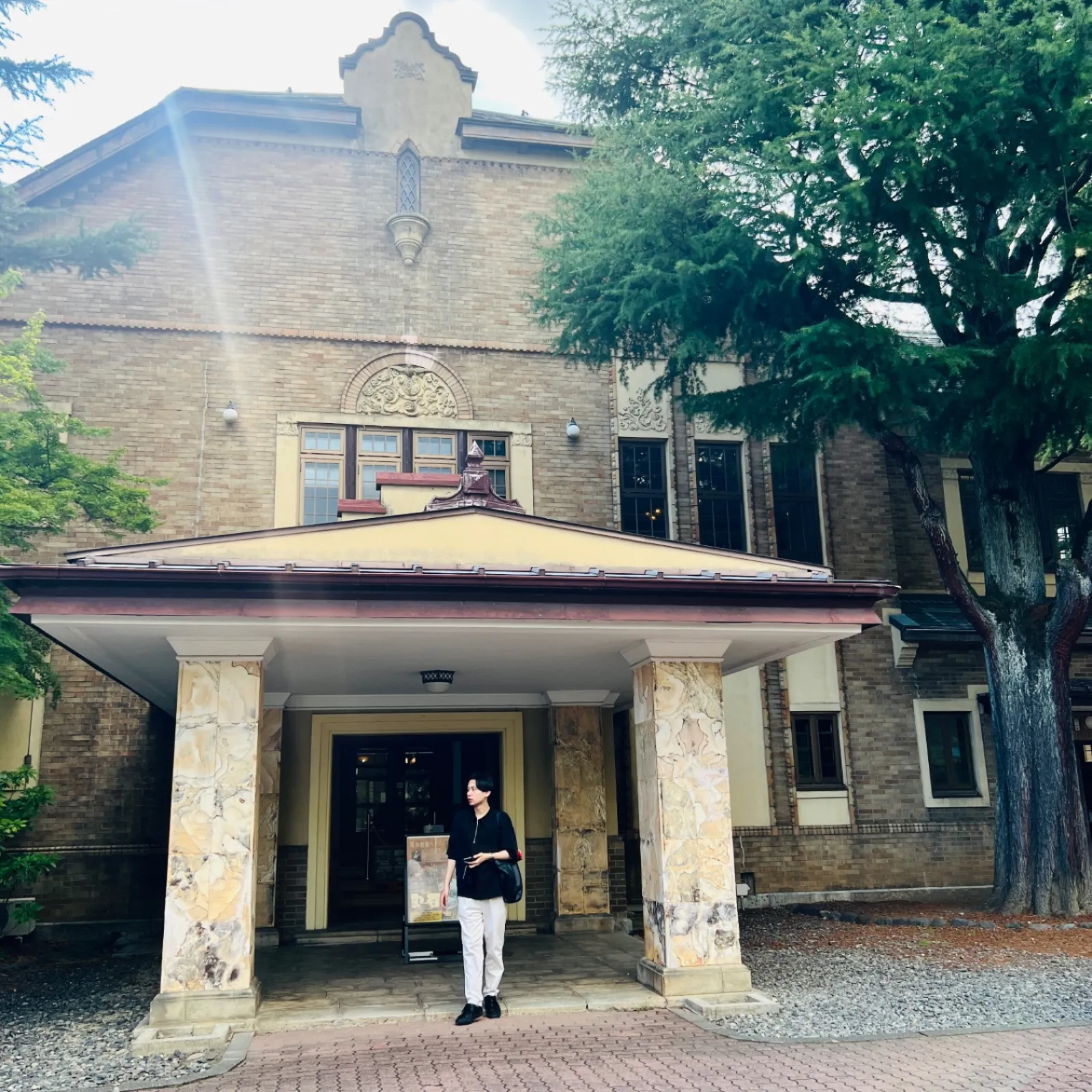 諏訪湖のほとりにある片倉館で千人風呂に入ってきました