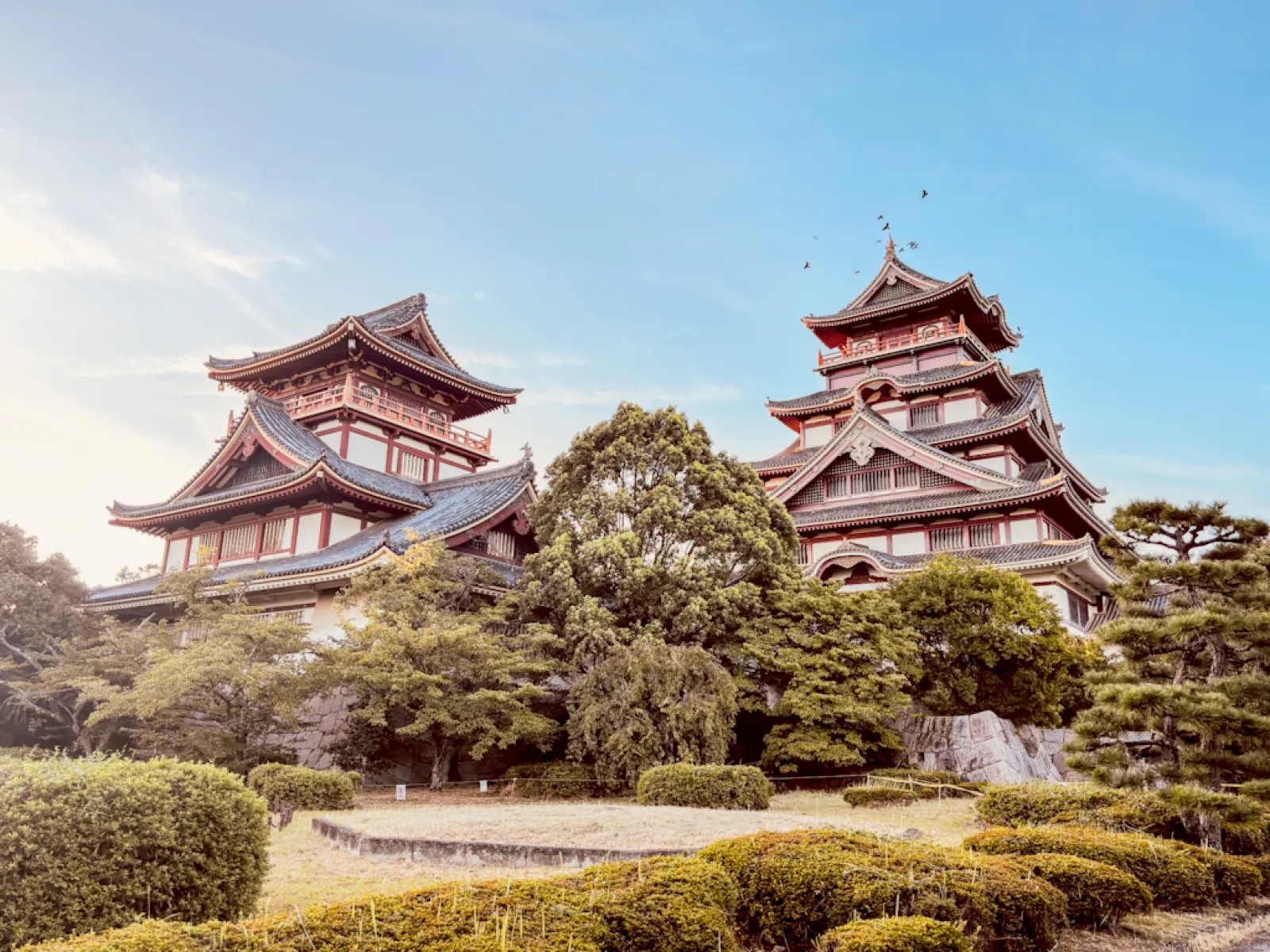 伏見桃山城（京都府） | トヨタ ランドクルーザープラド カーライフ
