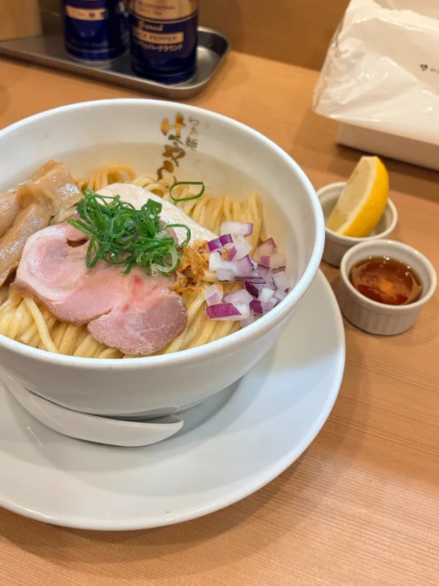 隠れた逸品　はやし田まぜそば