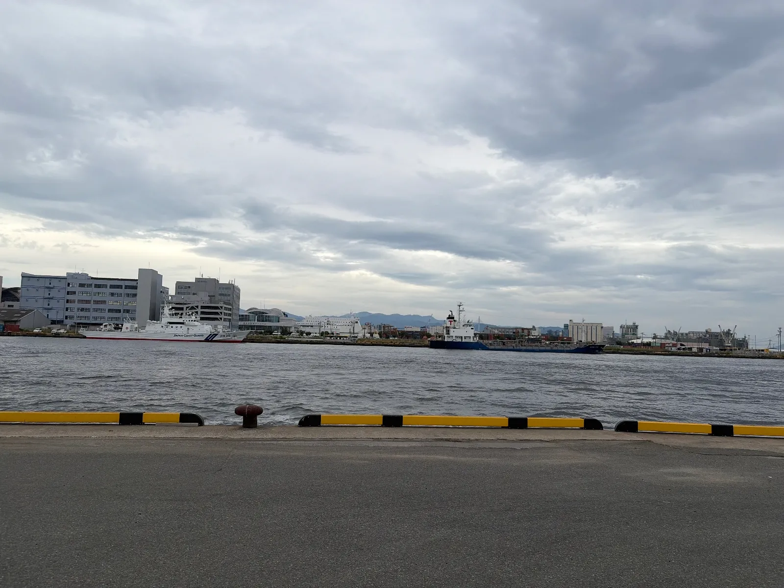 波は穏やかでした