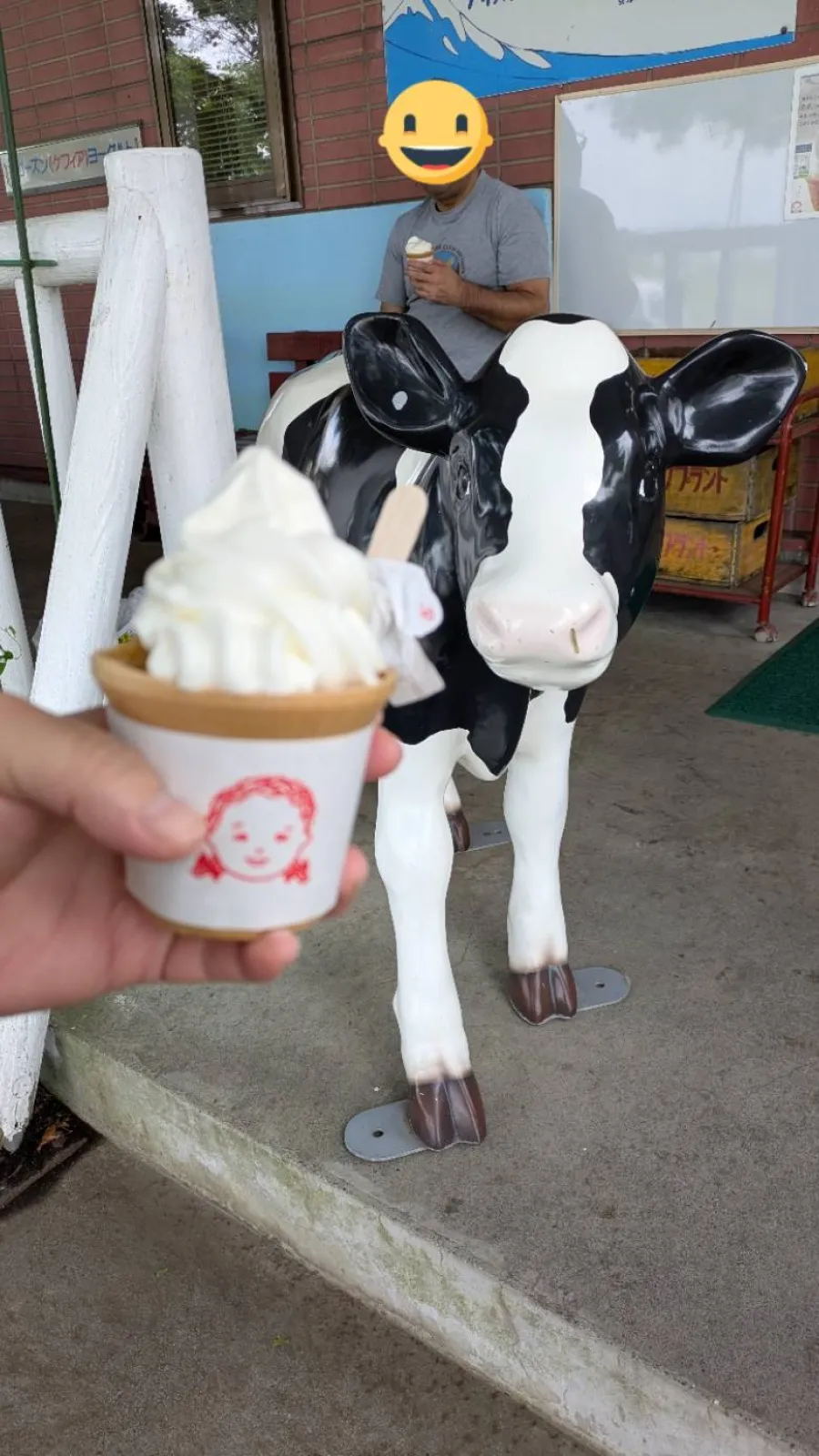 会津若松にべこの乳ソフトクリーム🍦を売ってるところがあります。