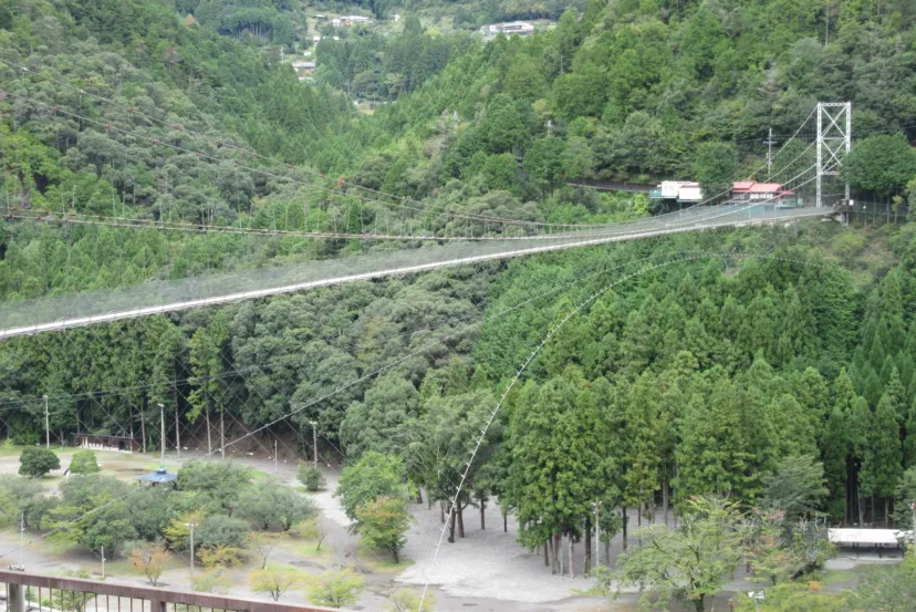 谷瀬のつり橋