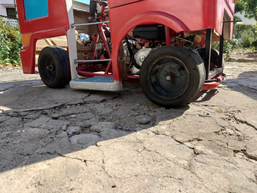 ミニカーを走らせたい