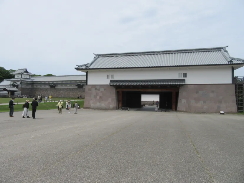 城？？