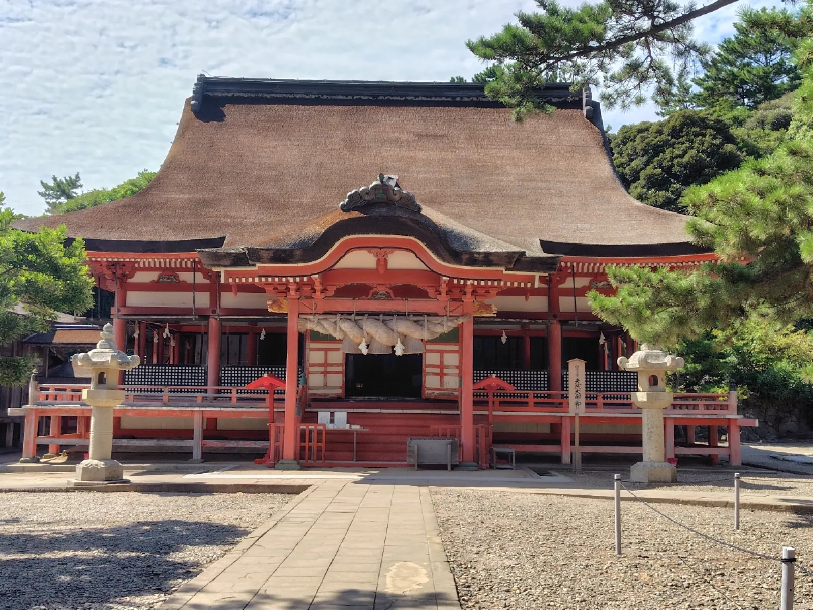 本殿全景