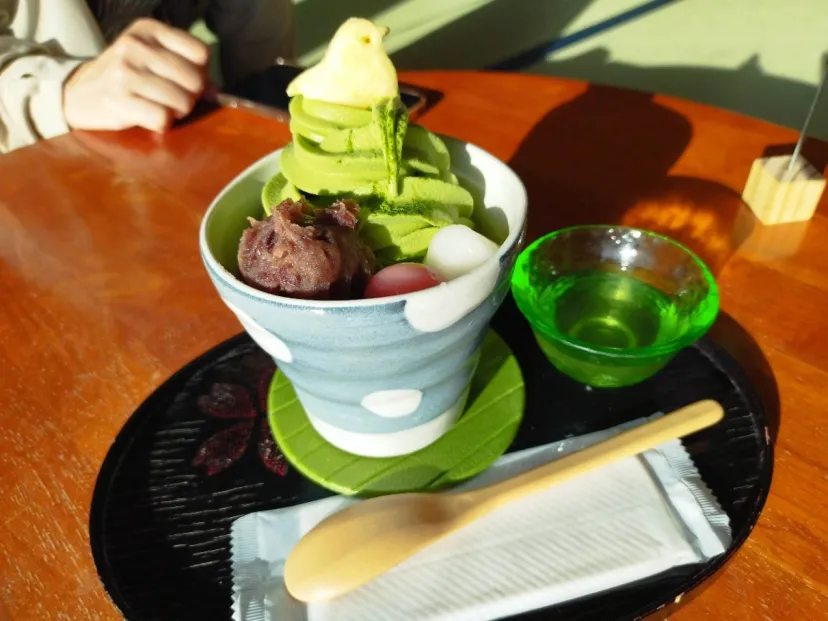 松江城を見ながら喫茶