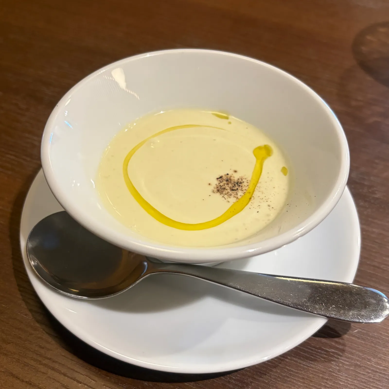 たしか、豆の冷製スープ