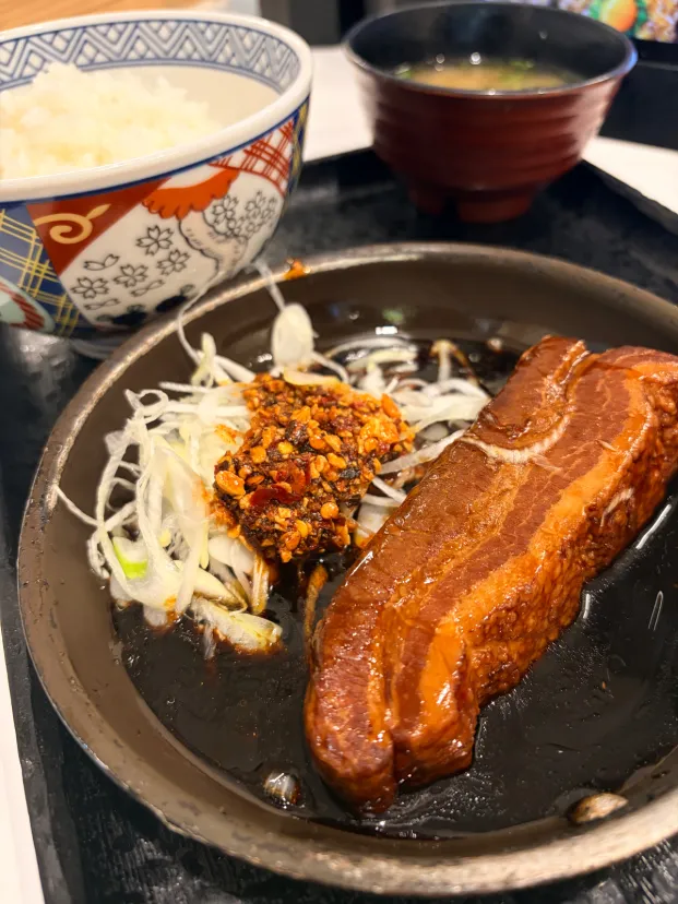 夜限定！！豚角煮定食🍚