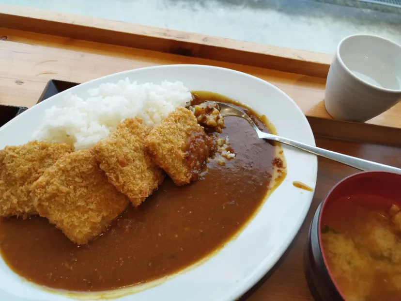 マグロのカレー