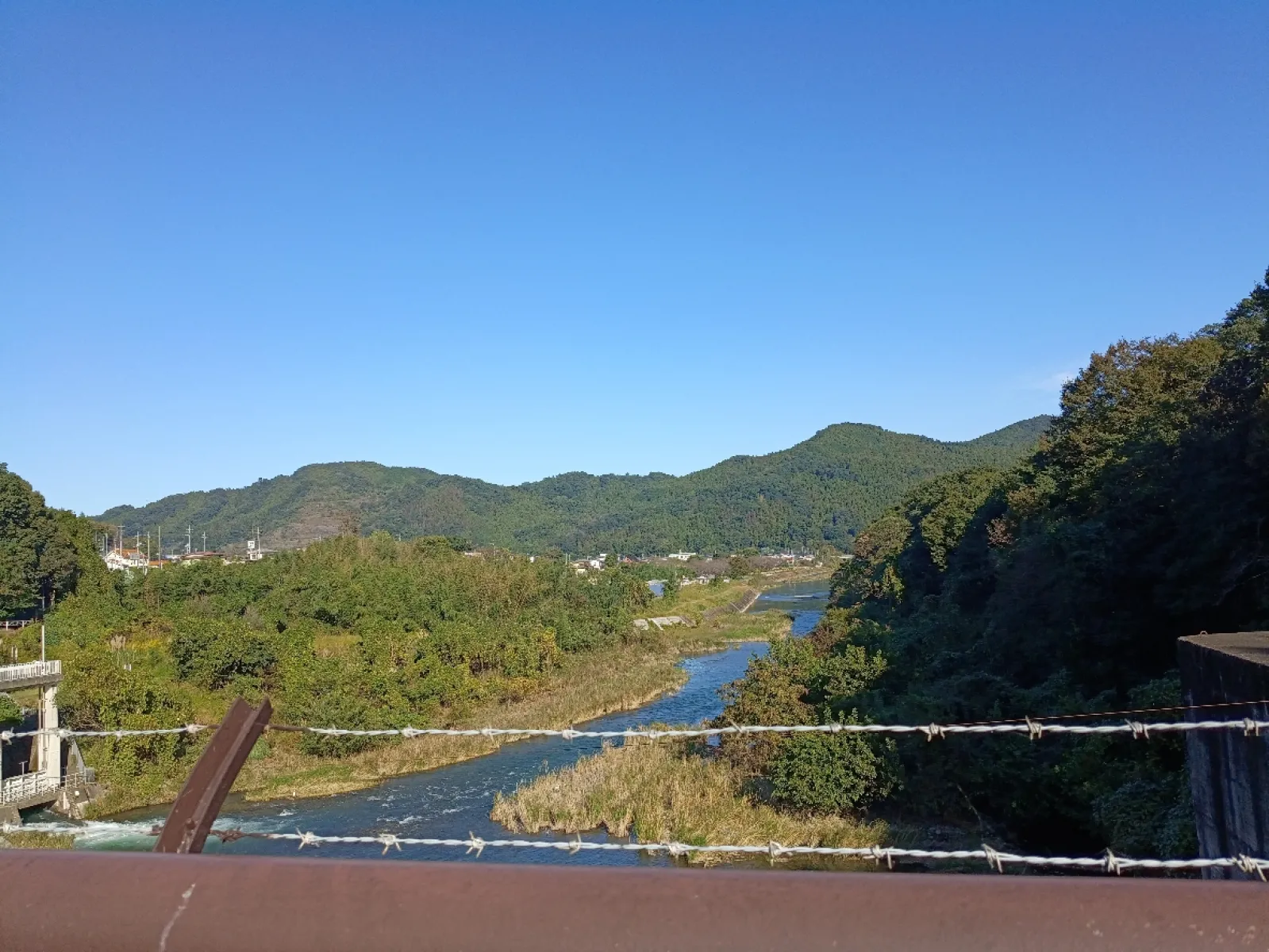 神川町は緑豊かで美しいですね。