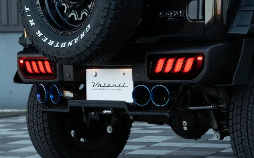 ヴァレンティ、ジムニーのテールをスタイリッシュに仕上げる「ジュエルLEDテールランプ ULTRA TYPE2」