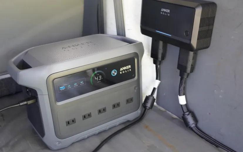 ポタ電を短時間でクルマ充電できるAnkerの走行充電器「Anker Solix オルタネーターチャージャー」を使ってみた【充電と利用編】