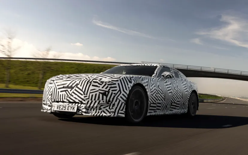 ジャガー、バッテリEVの新型ラグジュアリー4ドアGTを2026年9月に世界初公開