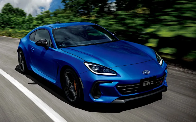 スバル、「BRZ」改良モデル発表 MT車の「アイサイト」に広角単眼カメラ初採用