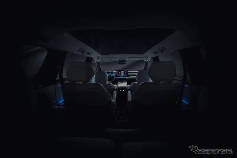 米トヨタ、3列シートの新型車のインテリアを予告…2月10日デビューへ