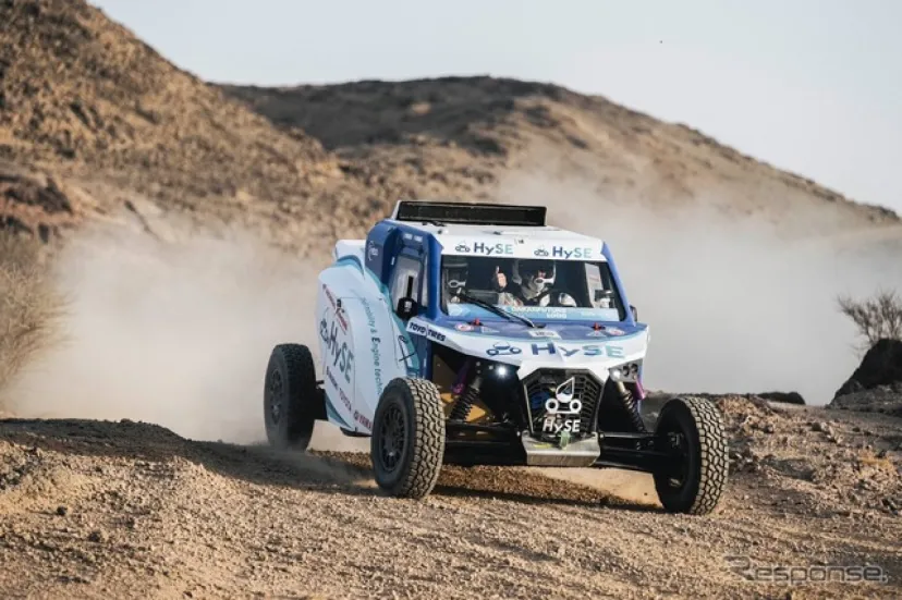 ヤマハ発動機、水素エンジン搭載「HySE-X2」を企業ミュージアムに展示…ダカールラリー完走車両