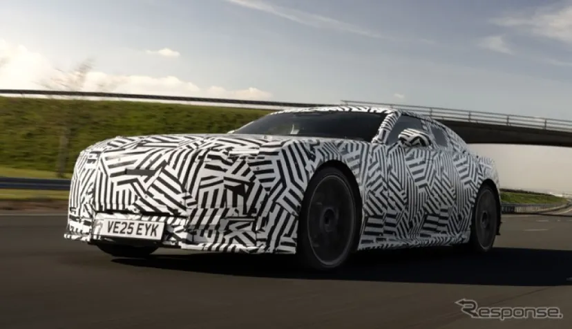 新生ジャガー、新型4ドアGTの車名を「Type 01」と発表…3モーターで1000馬力超え