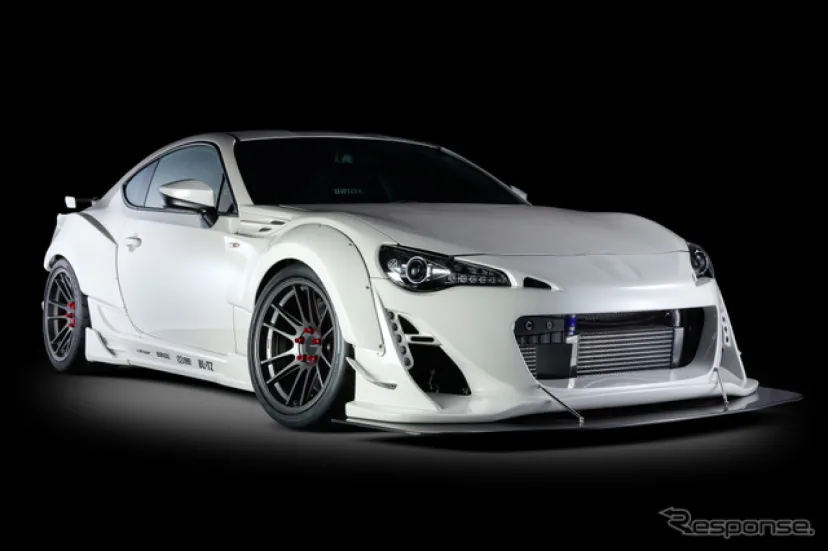 ブリッツ、アイシン製MCB採用のボディ補強パーツ「B-MCB」の『86/BRZ』向けフロント/リア用を同時発売