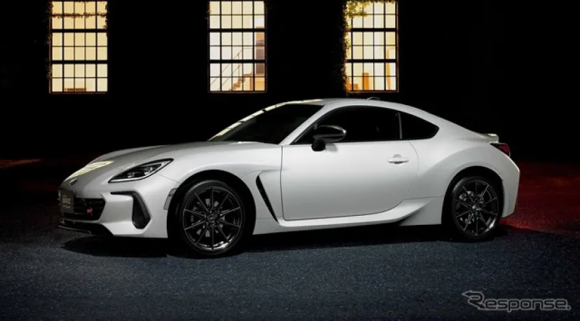 スバル『BRZ』MT車に新シフトレバー構造、「アイサイト」に広角単眼カメラも採用…337万7000円から