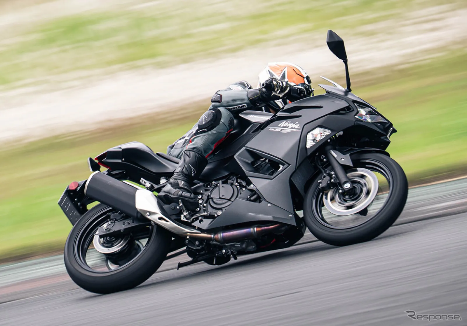 カワサキ Z500 / Ninja500 試乗】ビッグバイクに疲れた大人におすすめ